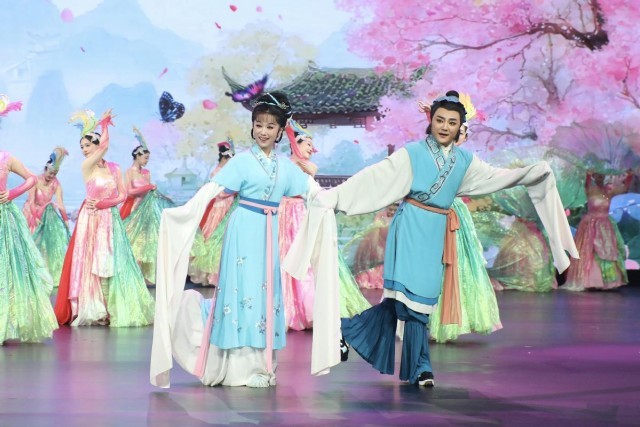 七夕情定《中华有好戏》戏韵唱响浪漫中国节